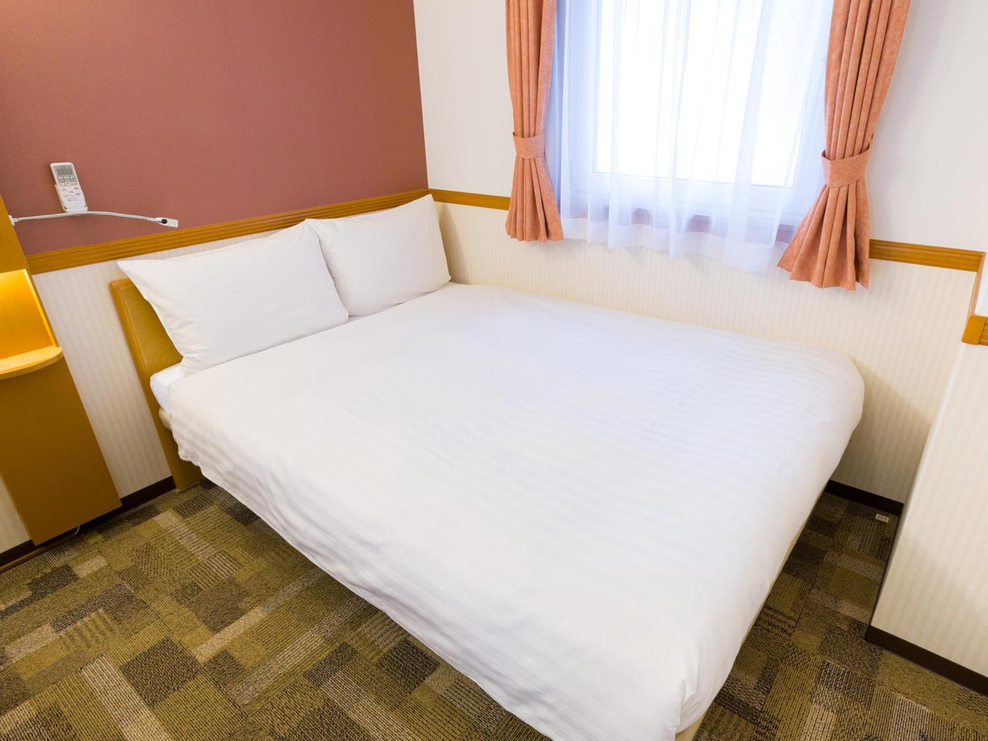 Toyoko Ekimae 3*