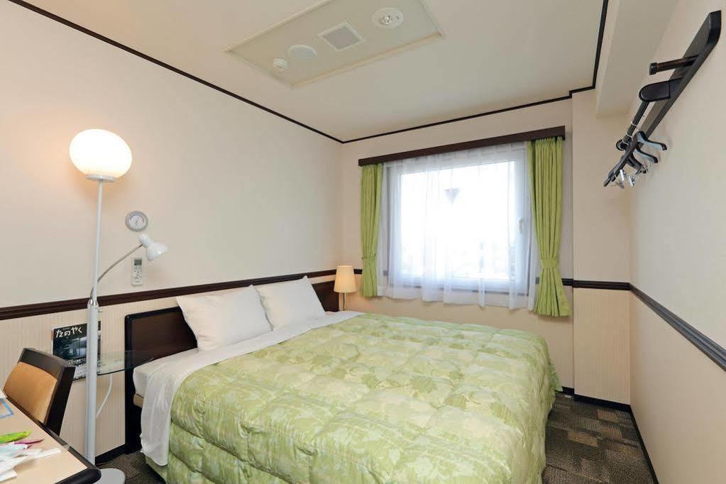 Hotel Toyoko Ekimae 3*